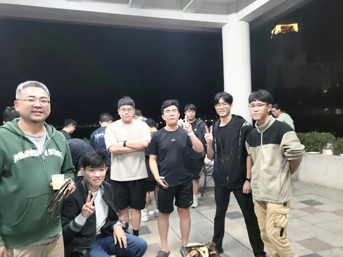 活動 / 應數系聯合系烤圖片