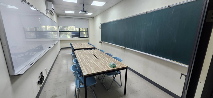 理A208應數系研討室圖片